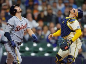 Milwaukee blanqueó a Detroit con aporte de Contreras