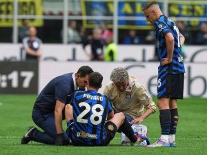 Inter pierde a Benjamin Pavard ante el Barcelona