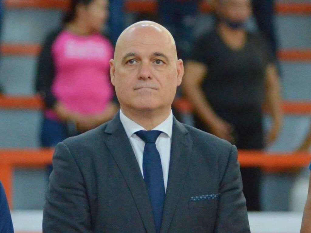 Manuel Povea toma las riendas de Pioneros del Ávila