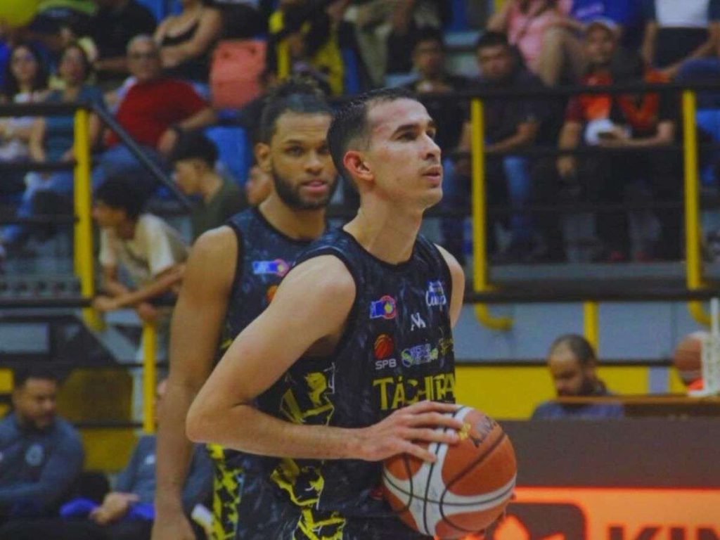 Frontinos se impuso a Trotamundos