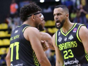 Spartans se creció ante Panteras de Miranda