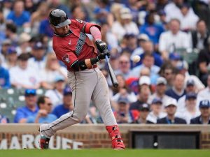 Eugenio Suárez supera a Miguel Cabrera en lista jonronera