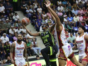 Spartans se llevó el tercer derbi capitalino