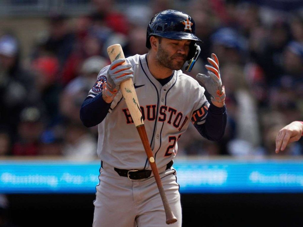 José Altuve registra su peor noche con el madero