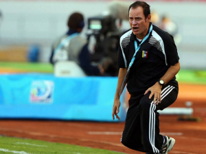 FIFA amplía la suspensión de Kenneth Zseremeta
