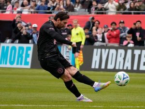 Lionel Messi aplaude el buen nivel de Yamal