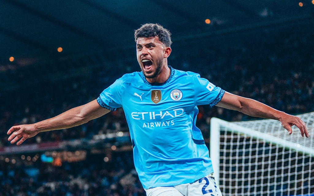 Matheus Nunes celebrando su gol agónico en el partido entre Manchester City ante el Aston Villa. / X: @ManCity