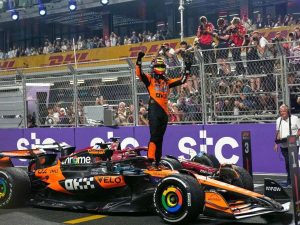 Piastri se llevó el GP de Arabia Saudí
