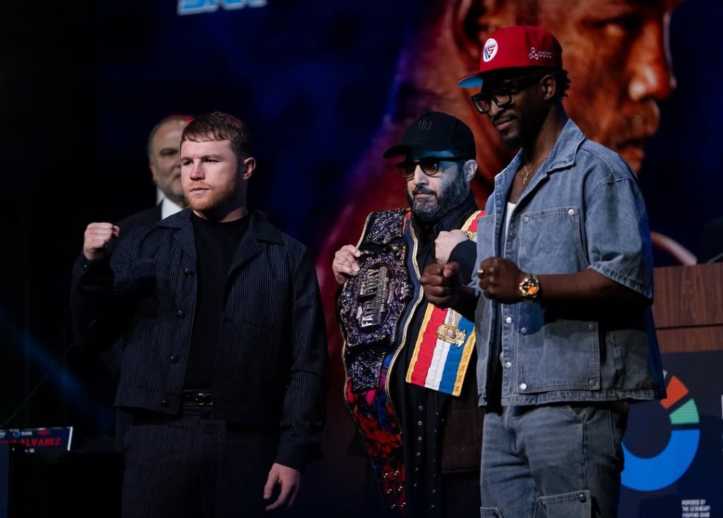 Canelo Álvarez vs. William Scull / Instagram: @canelo