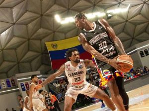 Pioneros hunde aún más a Llaneros