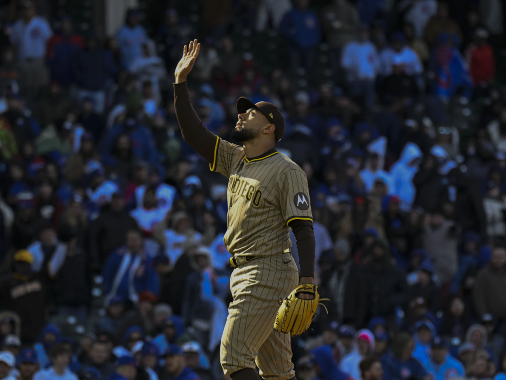 Suárez y Arráez sumaron para el triunfo de los Padres