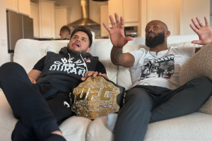 A Henry Cejudo le roban su primer cinturón de UFC en su estudio. (captura de pantalla)