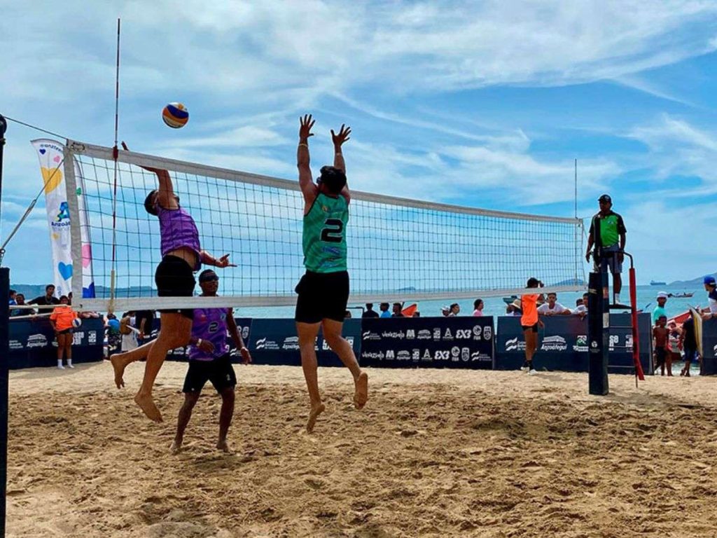 Voleibol playa salta a la arena