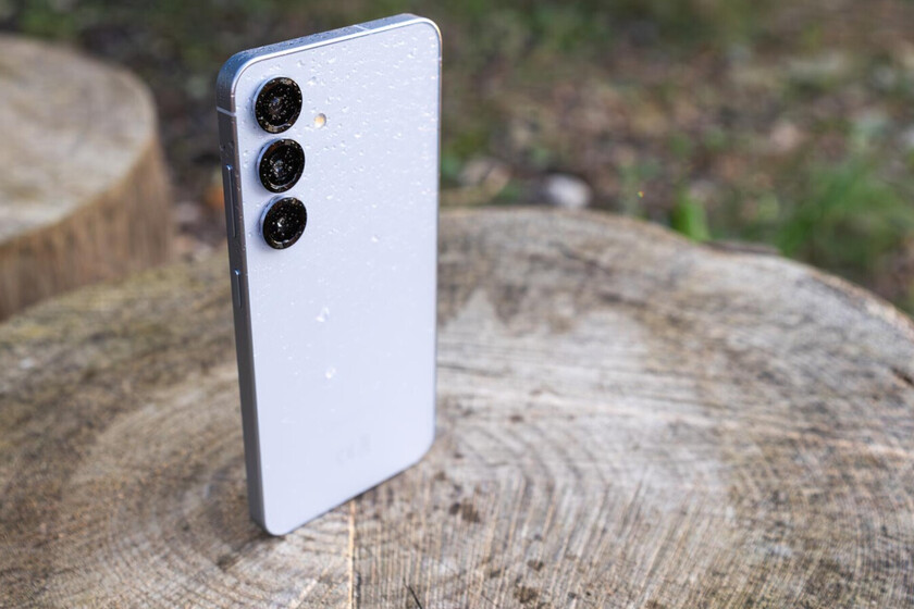 Así puedes conseguir el Samsung Galaxy S25 con descuento, un móvil con una excelente pantalla y sonido