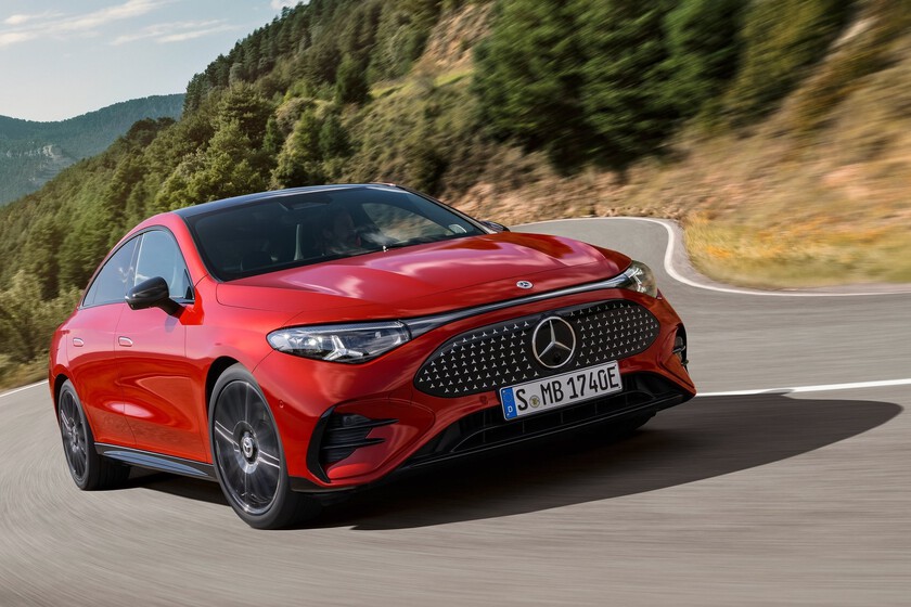 El Mercedes CLA quería superar al fin las incomodidades del coche eléctrico. Es incompatible con multitud de cargadores