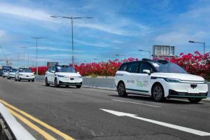 Tesla confía en el robotaxi como su próximo negocio milmillonario. China ya está en conversaciones para adelantarse en Europa