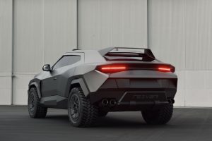 El Cybertruck quería ser el coche preparado para el apocalipsis. El Lamborghini Rezvani Knight le ha adelantado por la derecha