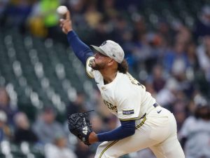 Milwaukee dejó en 14 la racha de triunfos de Minnesota