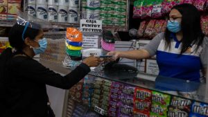 Está siendo "inviable" para los comercios manejar un negocio que tiene compromisos en divisas