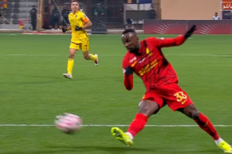 Julián Quiñones con una actuación brillante con el Al-Qadsiah en la Saudi King's Cup. (Foto: Captura de Pantalla)