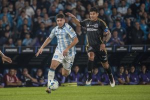 Victoria de Racing ante Colo Colo en Copa Libertadores. / X: @RacingClub