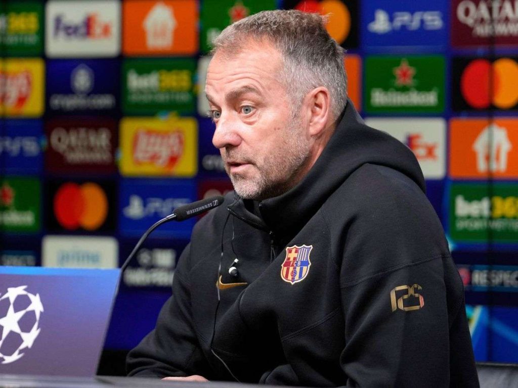 Hansi Flick apuntó al arbitraje tras la eliminación