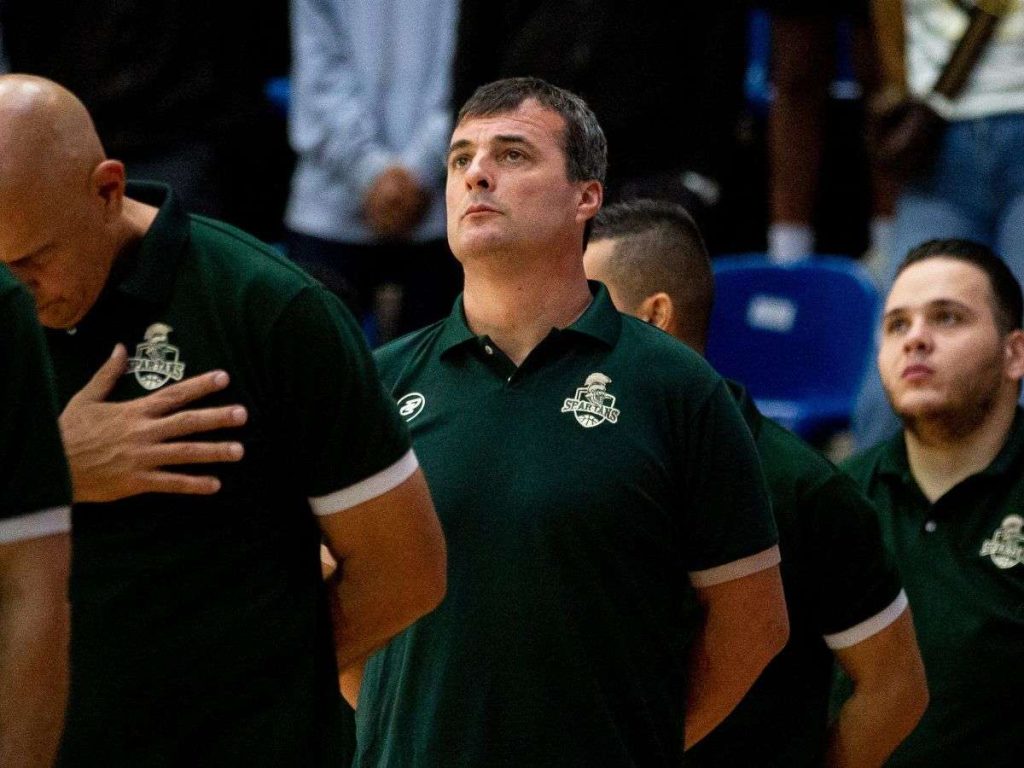 Juan Manuel Córdoba deja el banquillo de Spartans