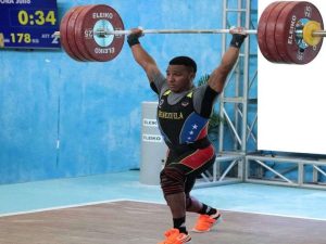 Julio Mayora revalida su título nacional
