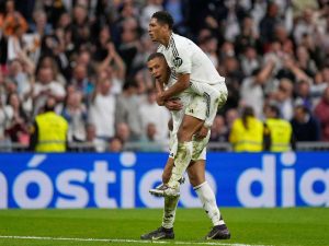 El Madrid venció al Celta con doblete de Mbappé