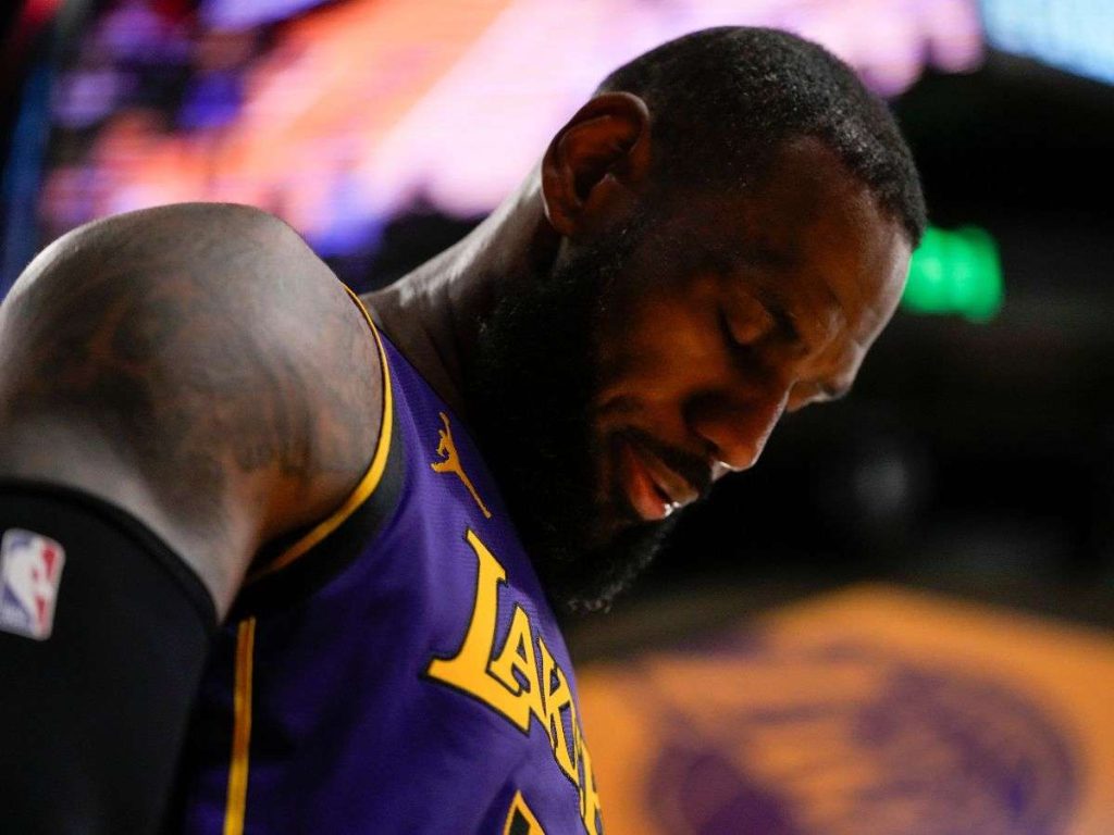 LeBron James: “Tengo mucho que pensar”