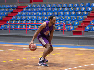 Myke Henry es el MVP de la novena semana
