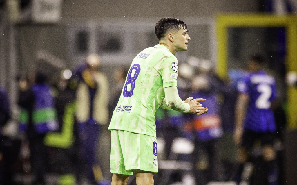 Pedri, centrocampista del FC Barcelona, en el partido ante Inter de Milán de la Champions League. / X: @FCBarcelona_es