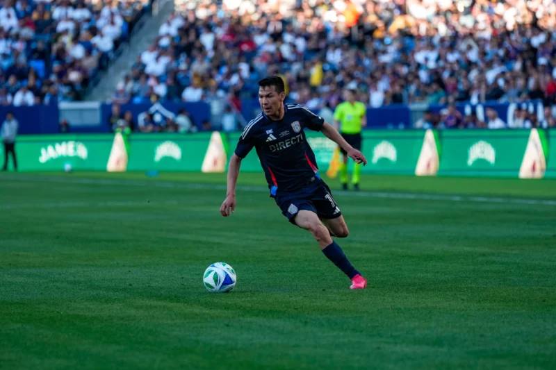 Hirving Lozano en el partido entre el San Diego FC y el LA Galaxy.